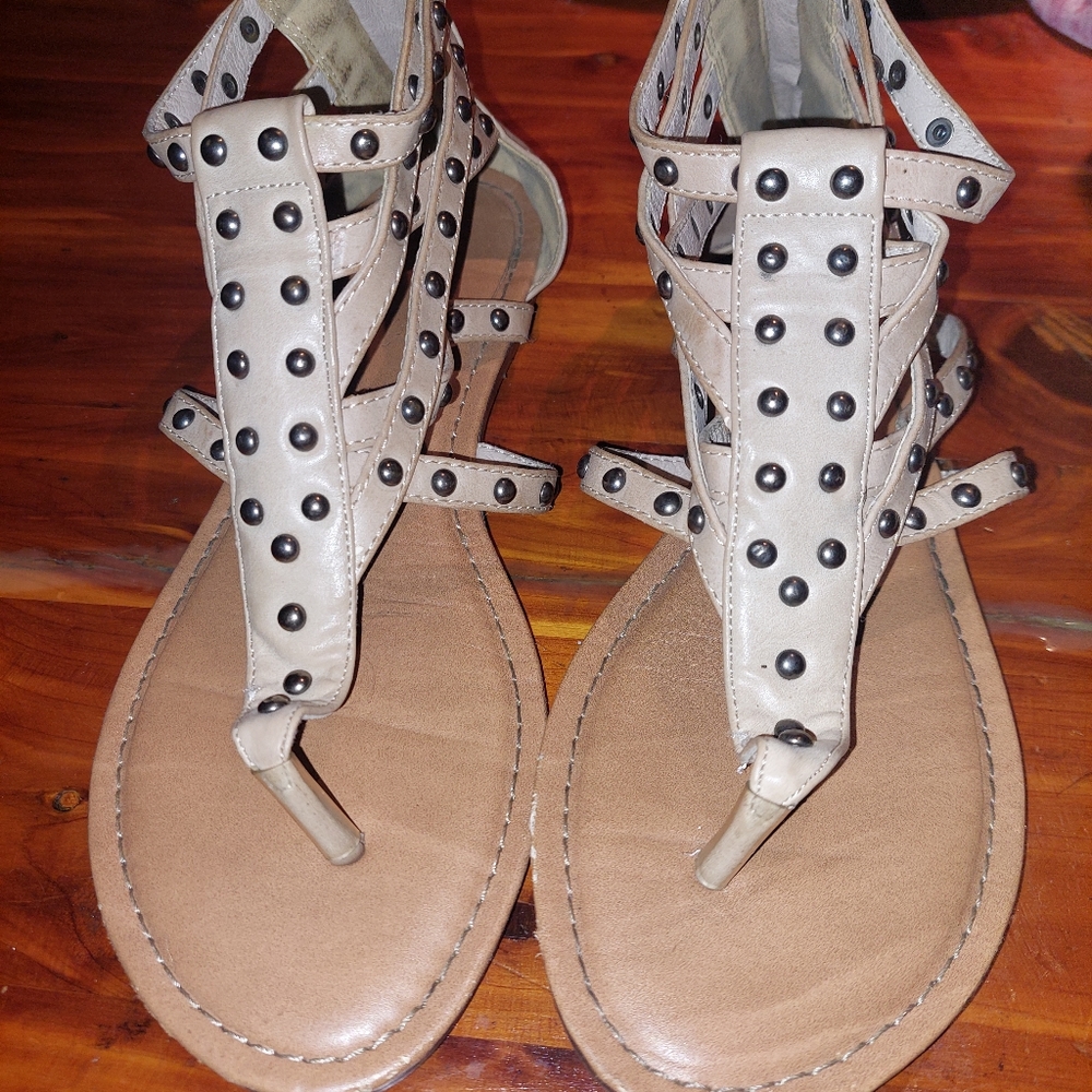 Palms beige sandals size 9